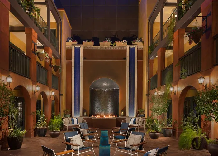 Hotel Valencia Riverwalk