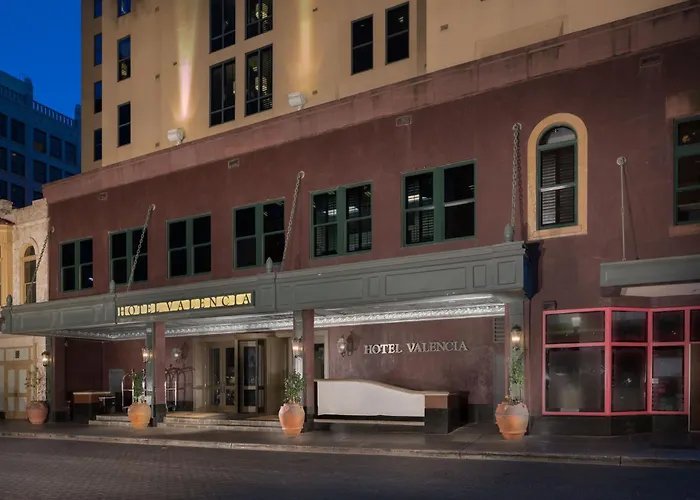 Hotel Valencia Riverwalk