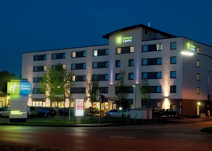 Holiday Inn Express Cologne Muelheim By Ihg