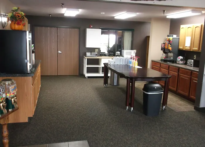De Smet Super Deluxe Inn & Suites