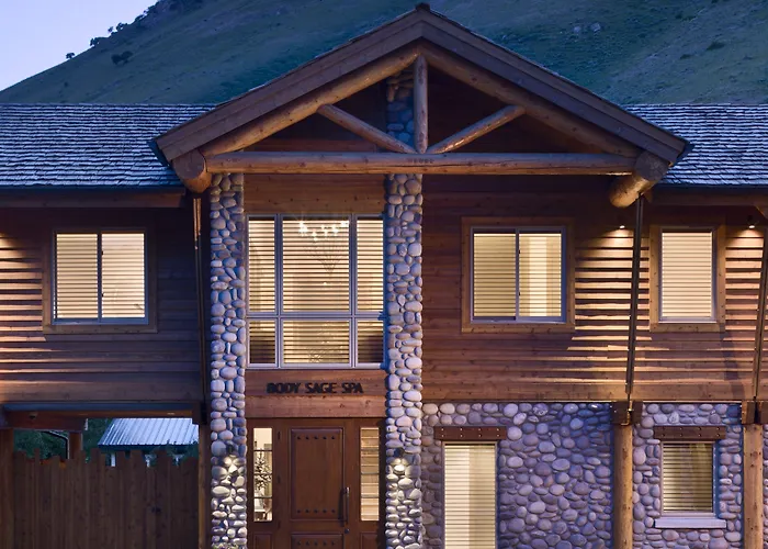 The Rusty Parrot Lodge And Spa