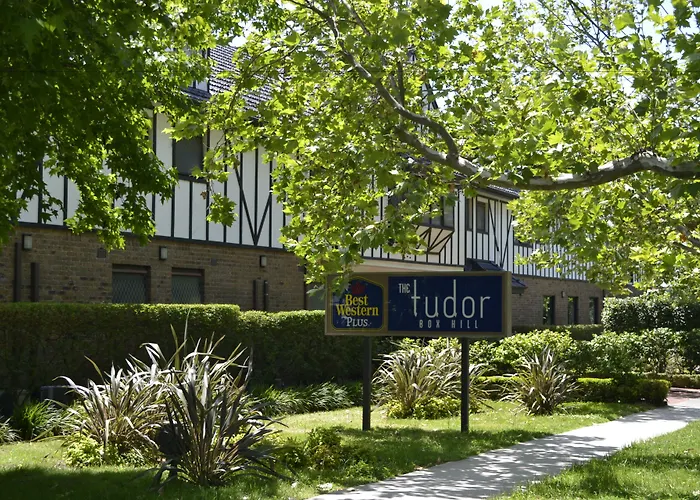 Best Western Plus The Tudor Box Hill