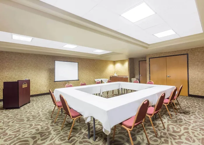 Hawthorn Suites By Wyndham-Oakland/Alameda