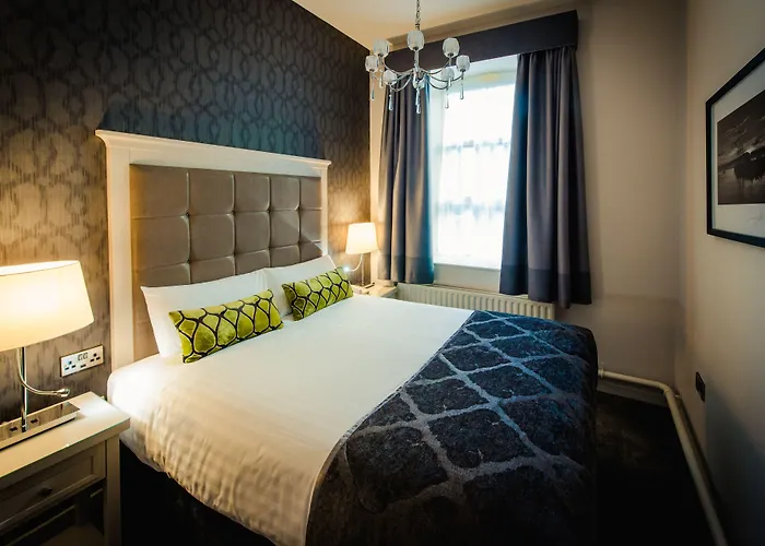 Hotel Isaacs Cork City