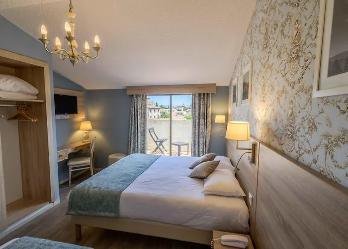 Hôtel l'Aragon à 50m de la cité de Carcassonne