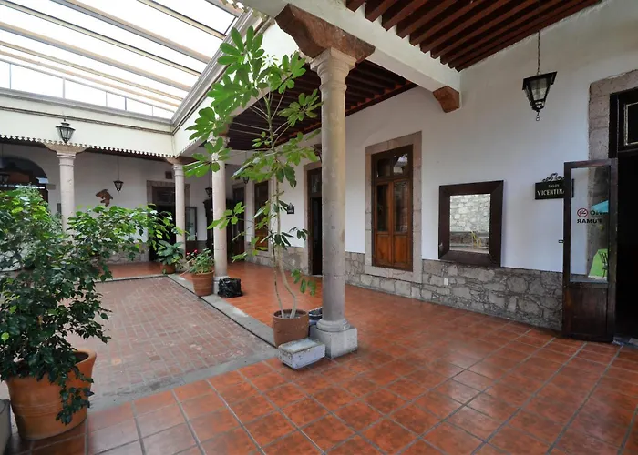 Howard Johnson By Wyndham Morelia Calle Real