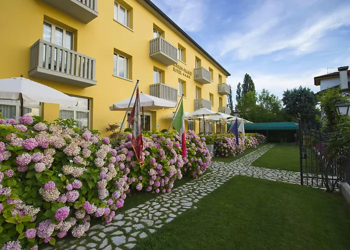 Viktoria Palace Hotel