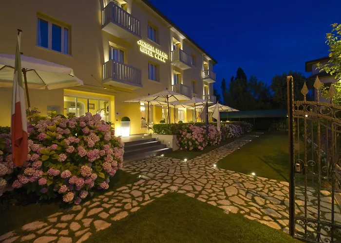 Viktoria Palace Hotel