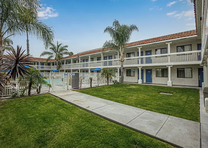 Motel 6-Carlsbad, Ca Beach