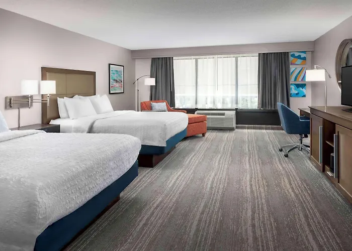 Hampton Inn & Suites At Lake Mary Colonial Townpark