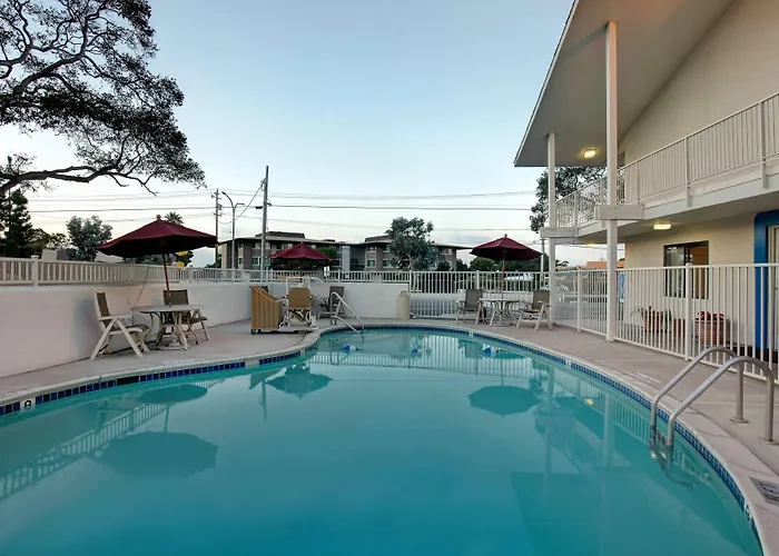 Vagabond Inn Monterey, Ca