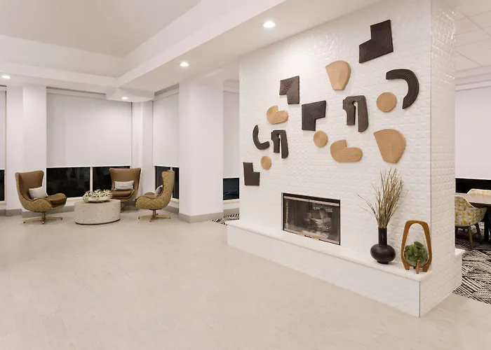 Hilton Garden Inn Birmingham/Lakeshore Drive