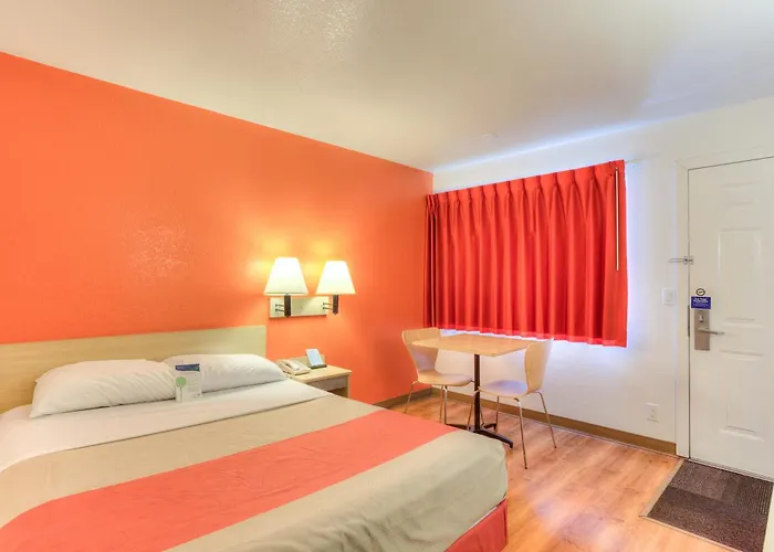 Motel 6-Tigard, Or - Portland South - Lake Oswego