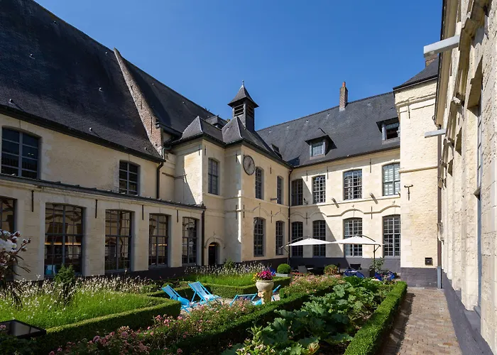 L'Hermitage Gantois, Autograph Collection