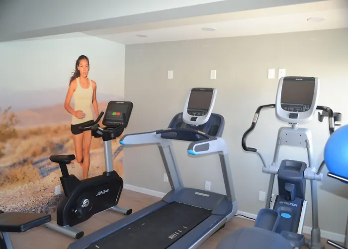 Clarion Pointe Ridgecrest Near China Lake Naval Station