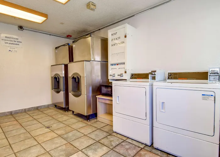 Motel 6-Riverside, Ca - South