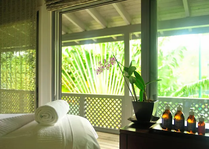 Carlisle Bay