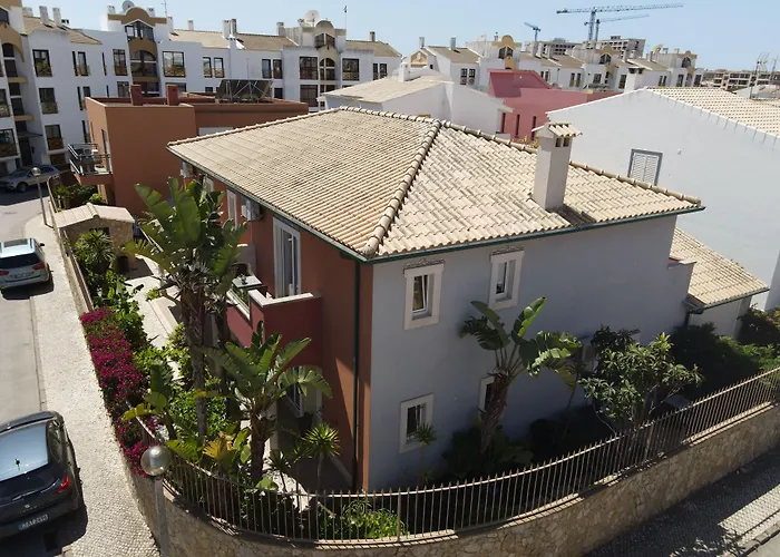 Charming Residence & Guest House Dom Manuel I Adults Only