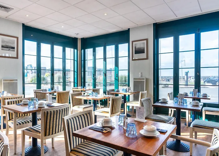 SOWELL HOTELS Le Beach