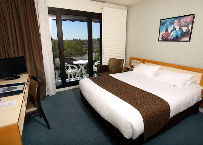Brit Hotel Du Lac