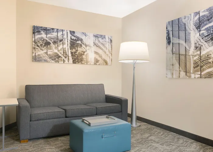 Springhill Suites By Marriott Newark International Airport
