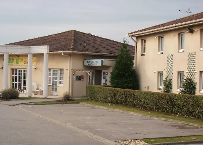 Logis Hôtel&Restaurant&Bar LE COTTAGE
