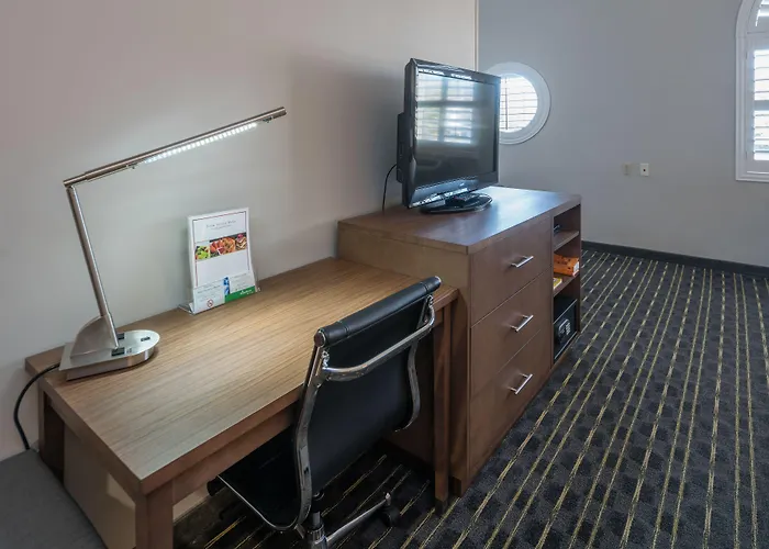 Hotel Aura Sfo Airport Free Shuttle