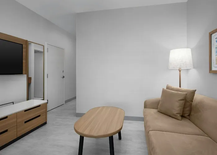 Fairfield Inn & Suites Fort Lauderdale Airport & Cruise Port
