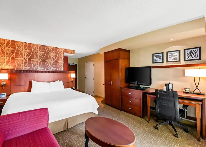 Sonesta Essential Junction City