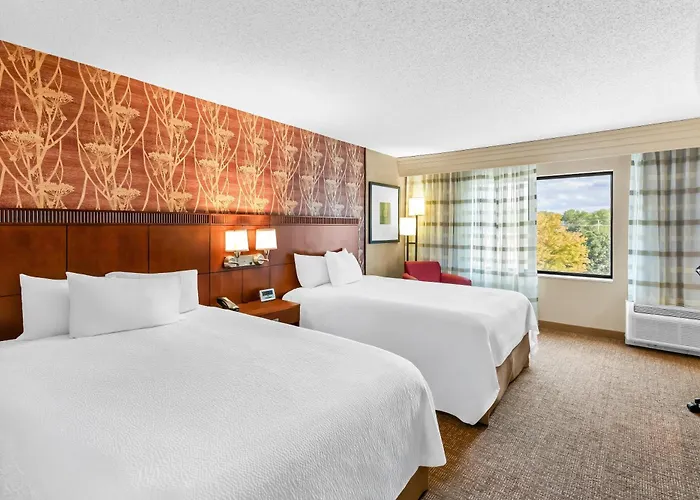 Sonesta Essential Junction City