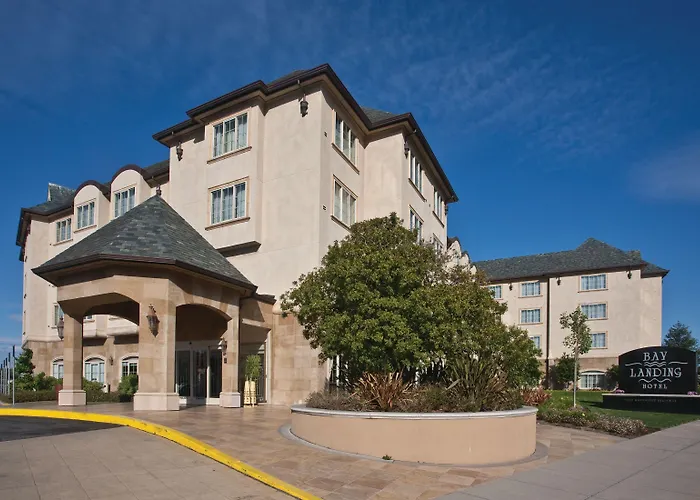 Bay Landing Hotel