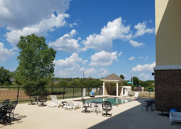 Comfort Inn & Suites Gatesville