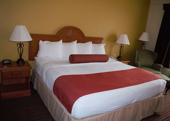 Best Western Plus Strawberry Inn&Suites