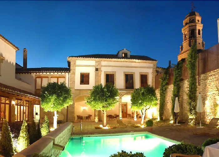 Hotel Puerta de la Luna