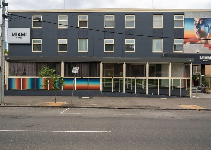 Miami Hotel Melbourne