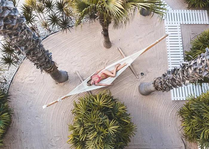 Bahia Hotel & Beach House