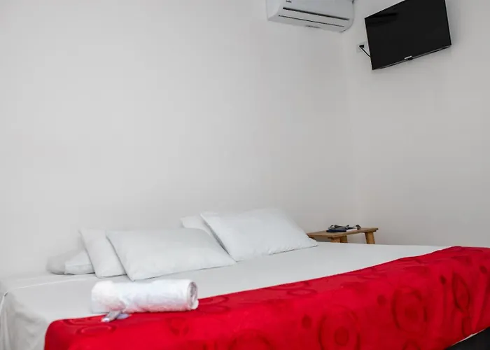 Hotel Crystal Acacias