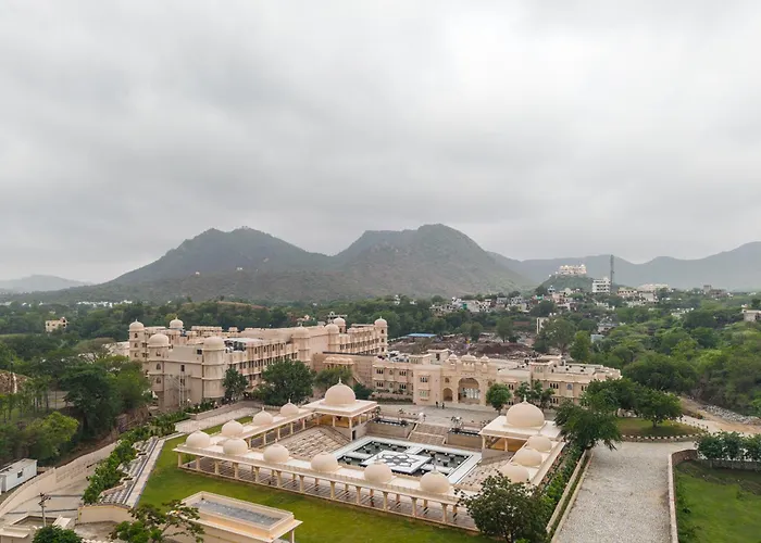 Wyndham Grand Udaipur Palace Pure Vegetarian Hotel