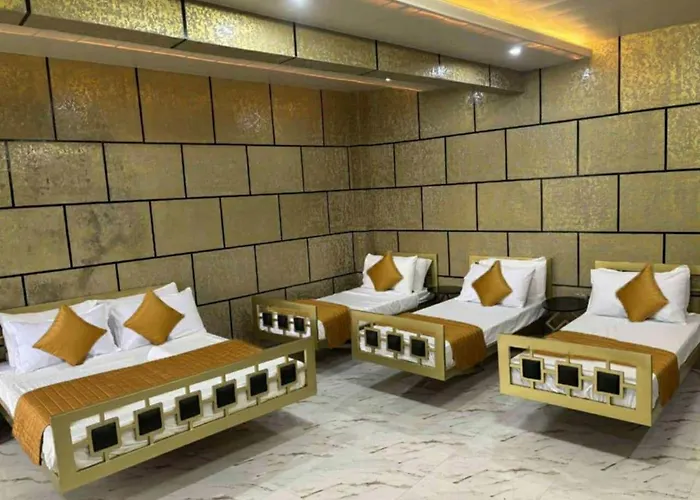 Golden Bliss Hotel