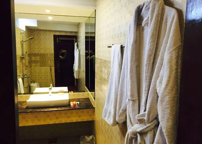 Shalimar Hotel