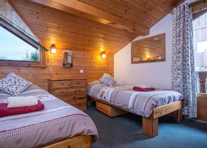 Chalet Pandora By Snow Retreat Catered Chalets