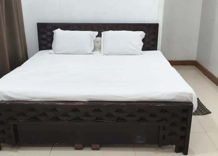 Hotel Zova