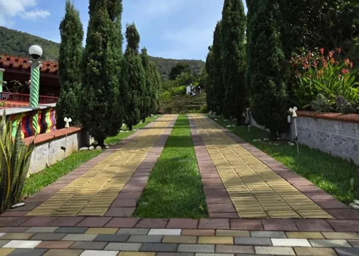 Finca Hotel Tara