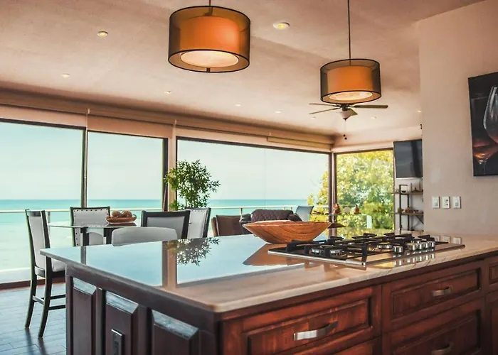 El Penthouse Suite