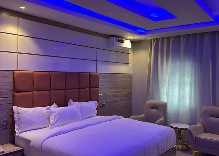 Grand Riviera Hotel
