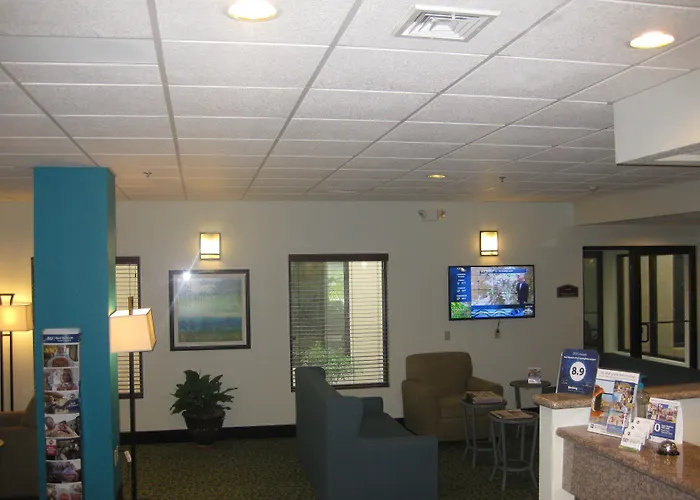 Best Western Plus Springfield Airport Inn