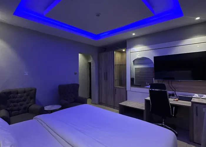 Grand Riviera Hotel