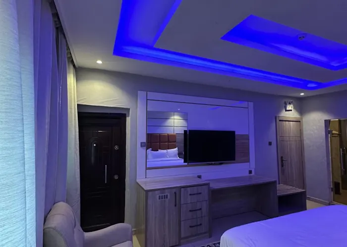 Grand Riviera Hotel