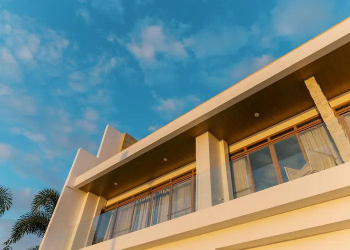Palms La Union Beachfront Suites