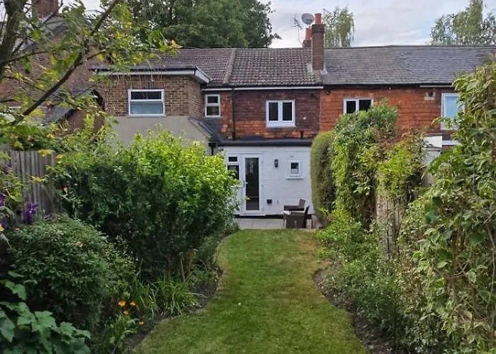Gray'S Cottage 2 Bedroom Nestled In The Heart Of Crawley